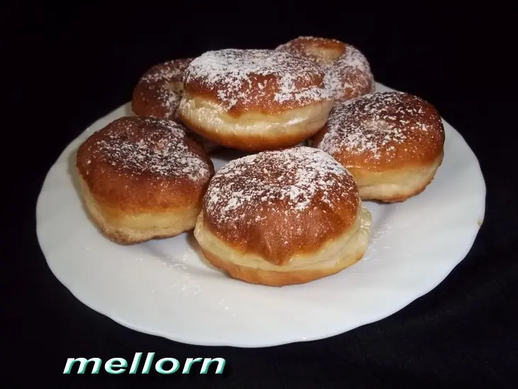 Пончики медовые на сметане: шаг 7