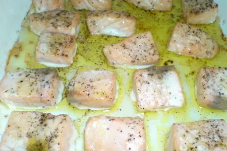 Салат с сёмгой и яблоками с цитрусовой ноткой: шаг 3