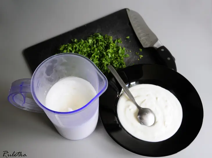 Ролл с мясом краба и муссом из йогурта и мяты: шаг 7