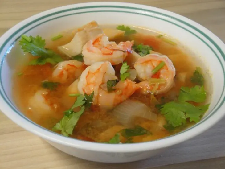 Остро-кислый суп tom yam: шаг 8