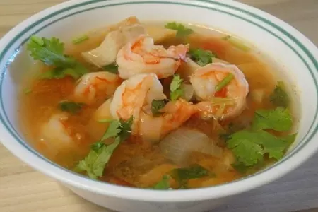 Остро-кислый суп tom yam: шаг 8