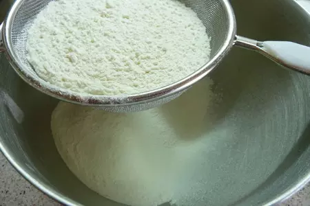 Фокачча с маслинами и розмарином: шаг 4