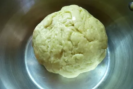 Фокачча с маслинами и розмарином: шаг 5