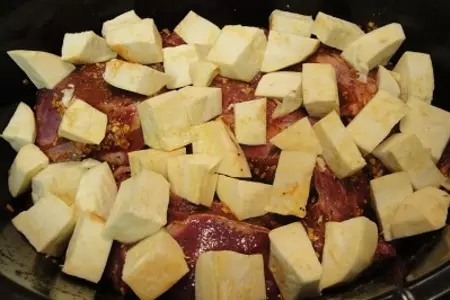 Мясо с капустой и сладким картофелем: шаг 5