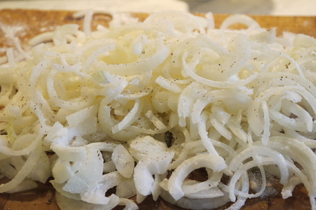 Запеченная в фольге картошка с грибами, беконом и луком: шаг 6