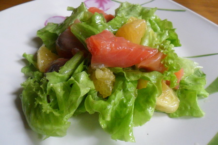 Салат с лососем и апельсином: шаг 3