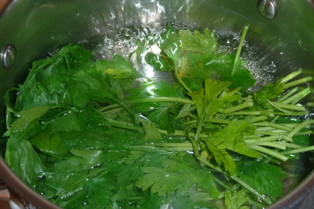 Баклажан, фаршированный креветочным салатом " на изумрудной волне": шаг 5