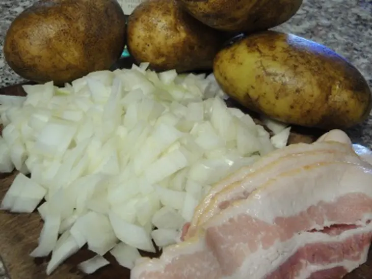 Кремовый суп с хвостами омаров и гребешками: шаг 3