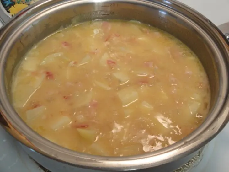 Кремовый суп с хвостами омаров и гребешками: шаг 5