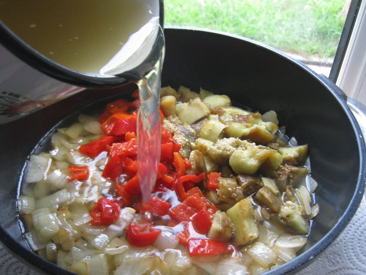 Крем суп  удачный -  (овощной  суп из баклажан и сладкого перца): шаг 7