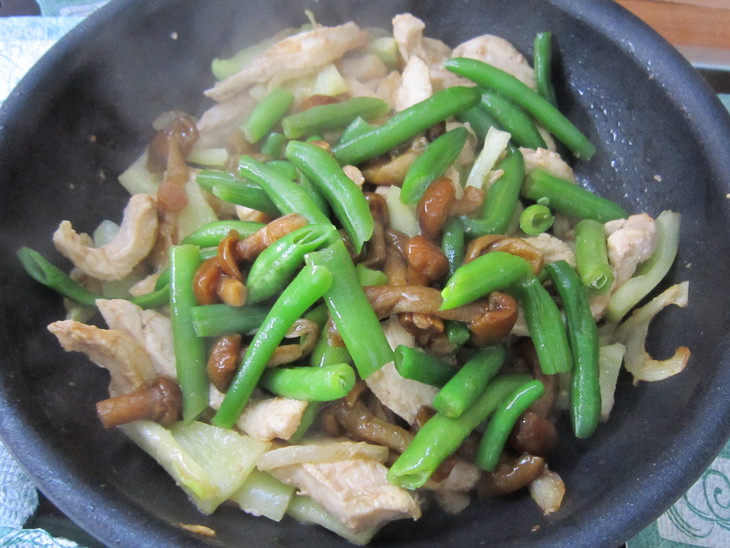 Куриная грудка с овощами и сливками: шаг 4