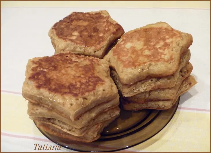 Оладьи овсяные на сыворотке с изюмом: шаг 6