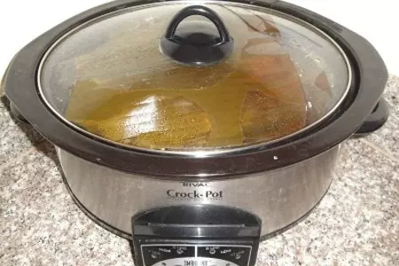 Кусок мяса в банановых листьях: шаг 4