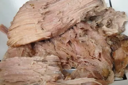 Кусок мяса в банановых листьях: шаг 6