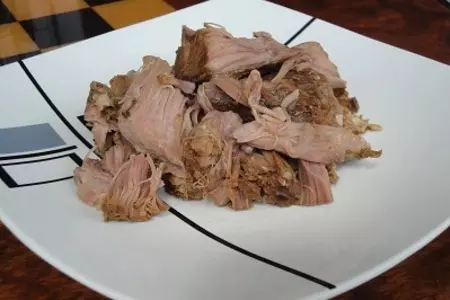 Кусок мяса в банановых листьях: шаг 9