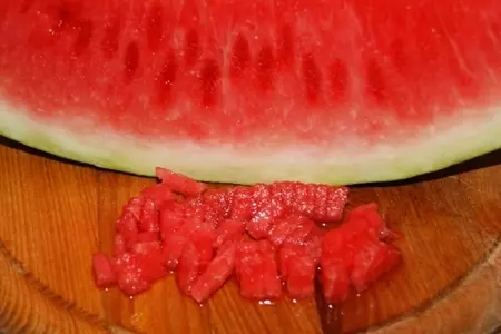 Арбузный гаспачо с сыром фета.: шаг 3