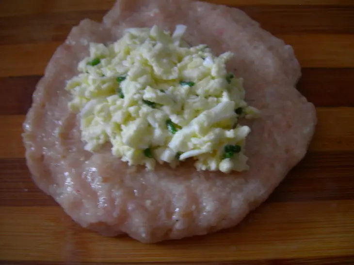 Зразы куриные с брынзой: шаг 1