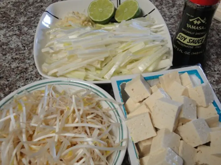 Вермишелевый суп с мясом,тофу и грибами: шаг 2