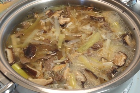 Вермишелевый суп с мясом,тофу и грибами: шаг 5