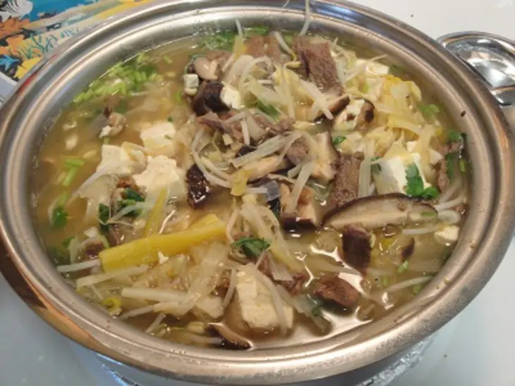 Вермишелевый суп с мясом,тофу и грибами: шаг 6