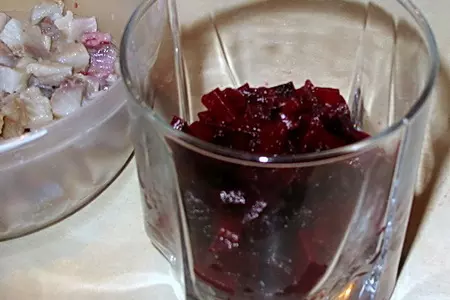Веррины со свеклой и селедкой: шаг 2