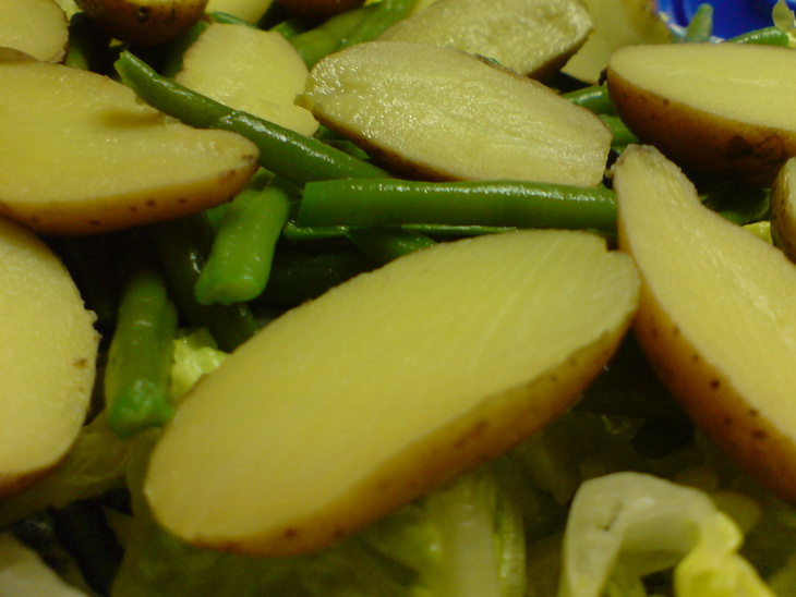 Ensalada de verano/салат из зелёной фасоли,картофеля и тунца: шаг 3