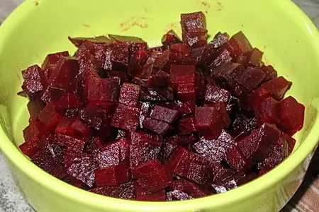 Закуска из свеклы с креветками: шаг 1