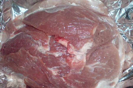 Запечённое маринованное мясо с двумя соусами: шаг 1