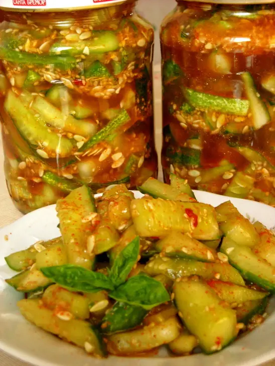 Кисло-сладкие огурцы с кунжутом (заготовка на зиму): шаг 4