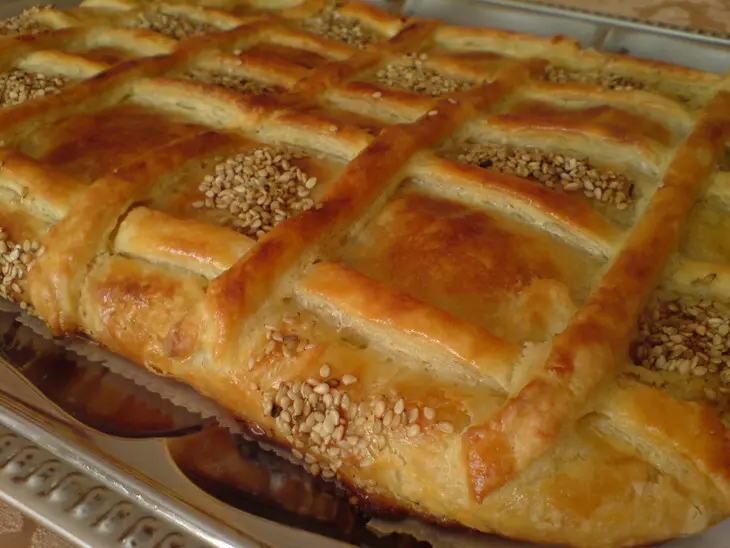 Румынский пирог с мясом: шаг 8