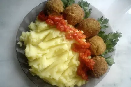 Шарики куриные ароматные в золотистой корочке: шаг 13