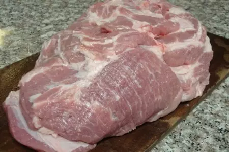 Мясо в соке ананаса: шаг 1