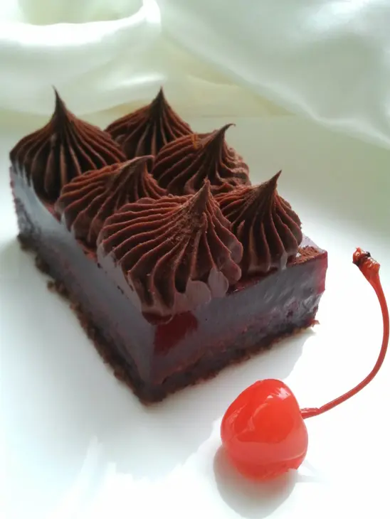 Пирожное  моэлье "royal cherry": шаг 1