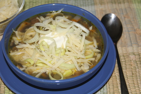 Луково кабачковый суп с грибами а-ля жульен  фм «суп из топора»: шаг 5