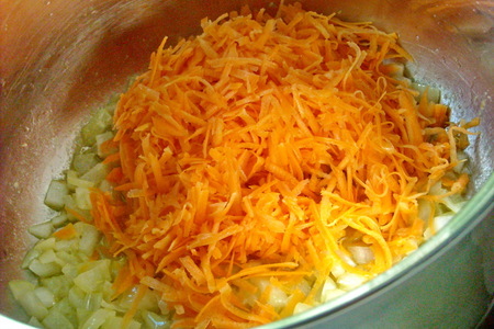 Сливочный крем-суп из цуккини, картофеля и моркови с лисичками.фм "суп из топора": шаг 4