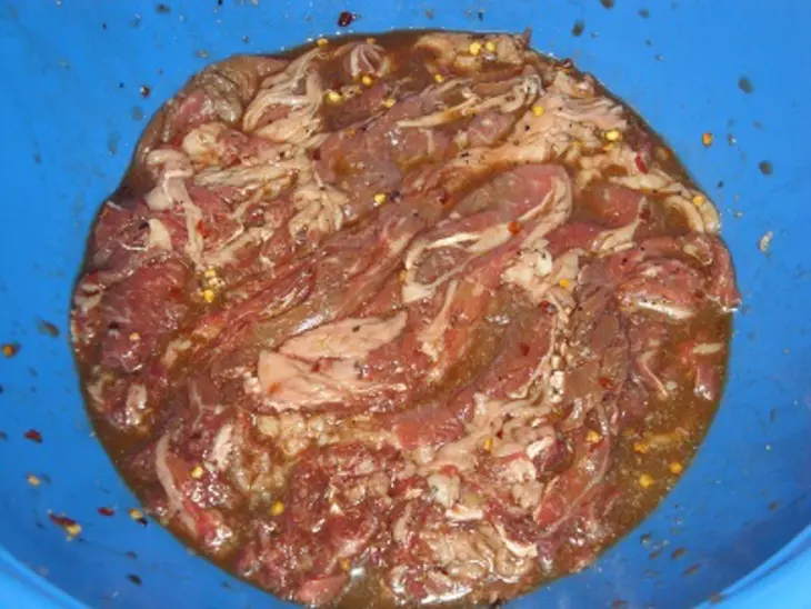 Тонкое мясо на гриле: шаг 2