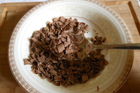 Шоколадные капкейки со сливочной начинкой и ганашем из молочного шоколада: шаг 7