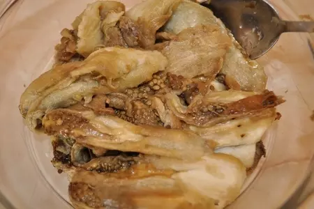 Фаршированные баклажаны,под сырной корочкой: шаг 1