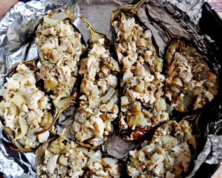 Фаршированные баклажаны,под сырной корочкой: шаг 6