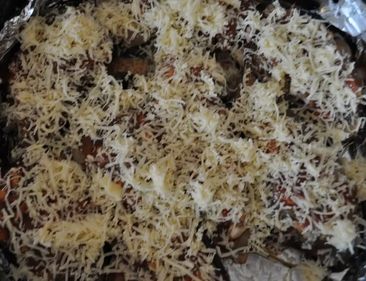 Фаршированные баклажаны,под сырной корочкой: шаг 8