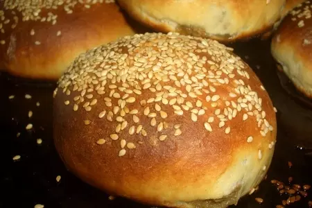 Круглые пирожки с баклажанами и курицей: шаг 9