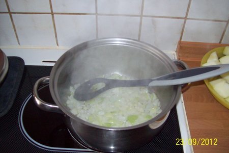 Суп-пюре из цукини и спаржи с сыром.фм эстафета.: шаг 3