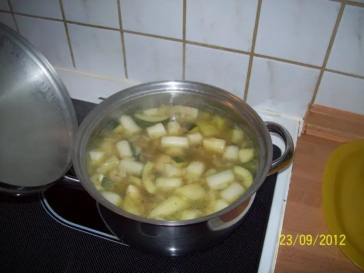Суп-пюре из цукини и спаржи с сыром.фм эстафета.: шаг 4