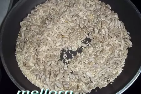 Кукурузно-пшеничное печенье с сыром и семечками: шаг 2