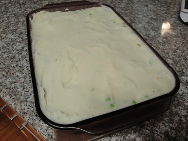 Рыбный пай с зелёным горошком: шаг 7