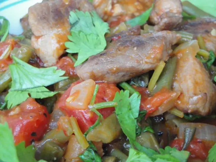 Зелёная фасоль с мясом и аджикой: шаг 9