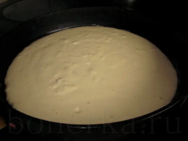 Пирог с яблоками и грецкими орехами на скорую руку: шаг 2
