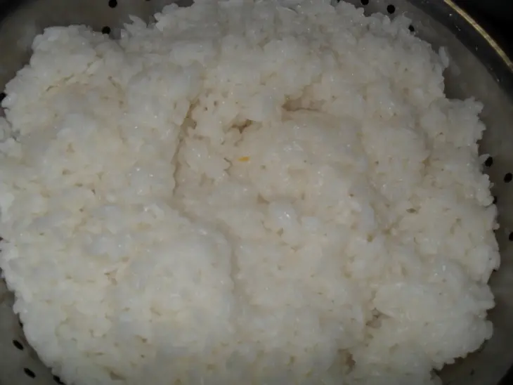 Молочная рисовая каша с тыквой,карамельными орешками и  бананом. дуэль.: шаг 5