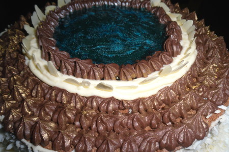 Шоколадный шифоновый торт с сливочным кремом и сюрпризом "озеро эвендим" : шаг 25