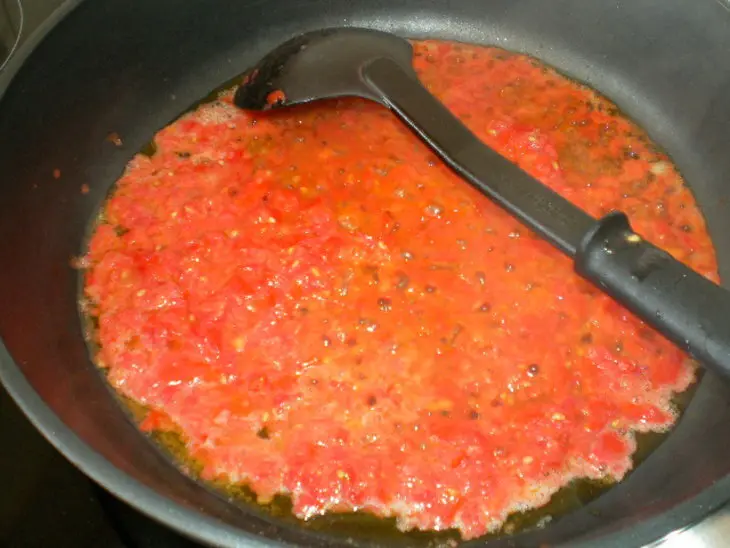 Чыгыртма с помидорами и яйцом: шаг 3